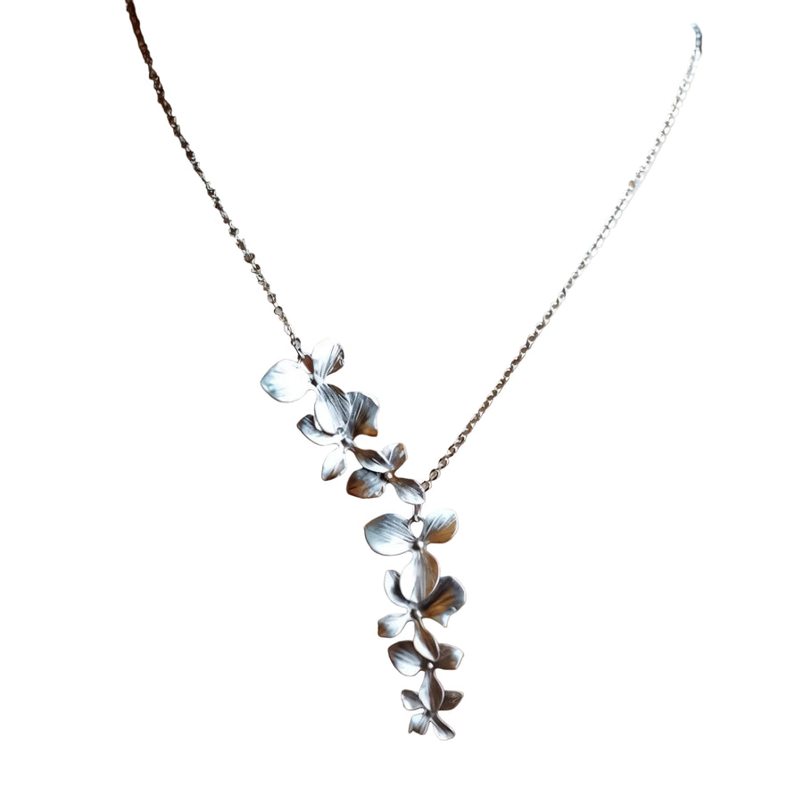 Nicolle™ Vintage Silver Flower Necklace